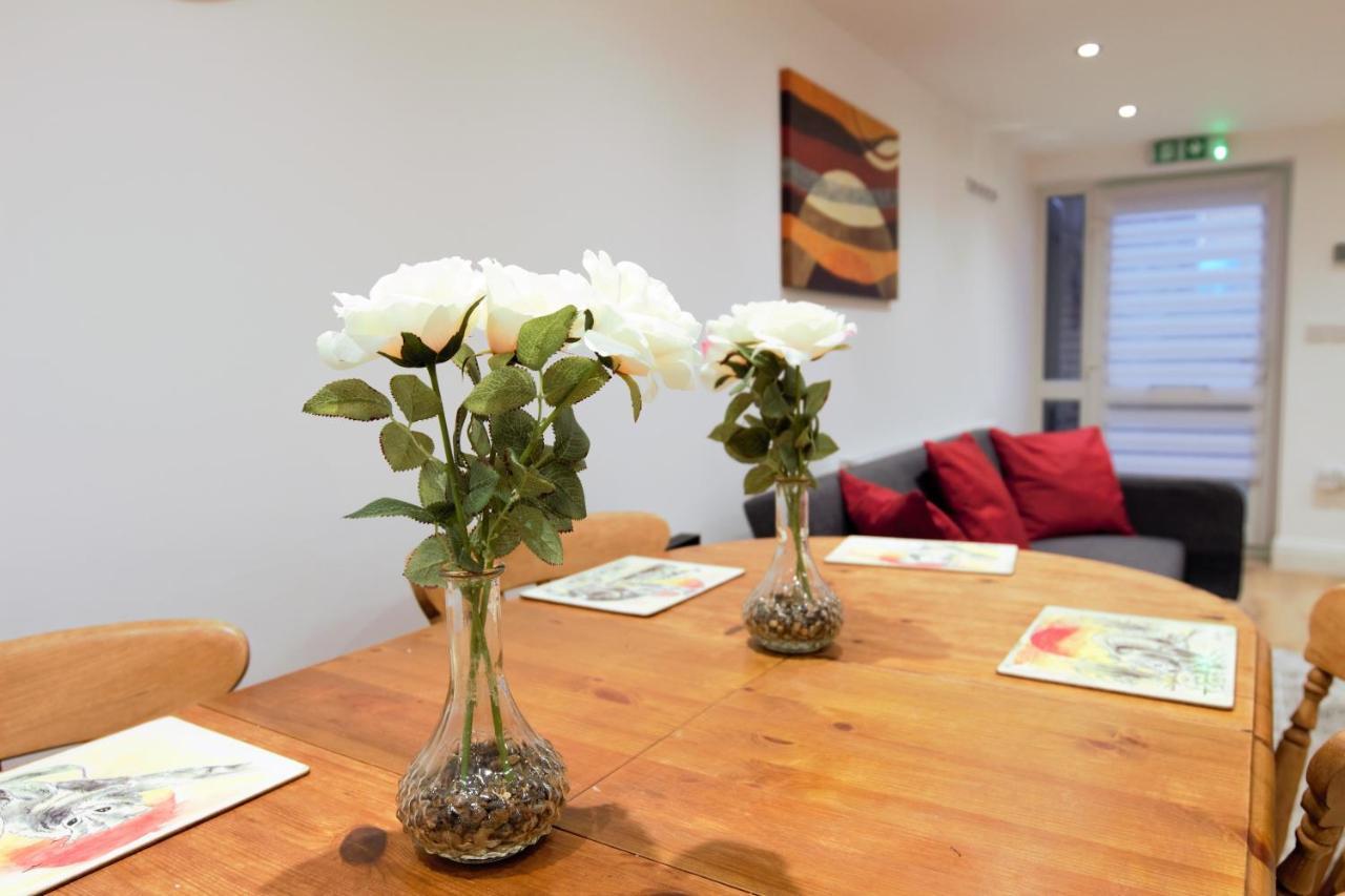 Stylish 2 Bedroom Apartment In The Heart Of Greenwich Λονδίνο Εξωτερικό φωτογραφία