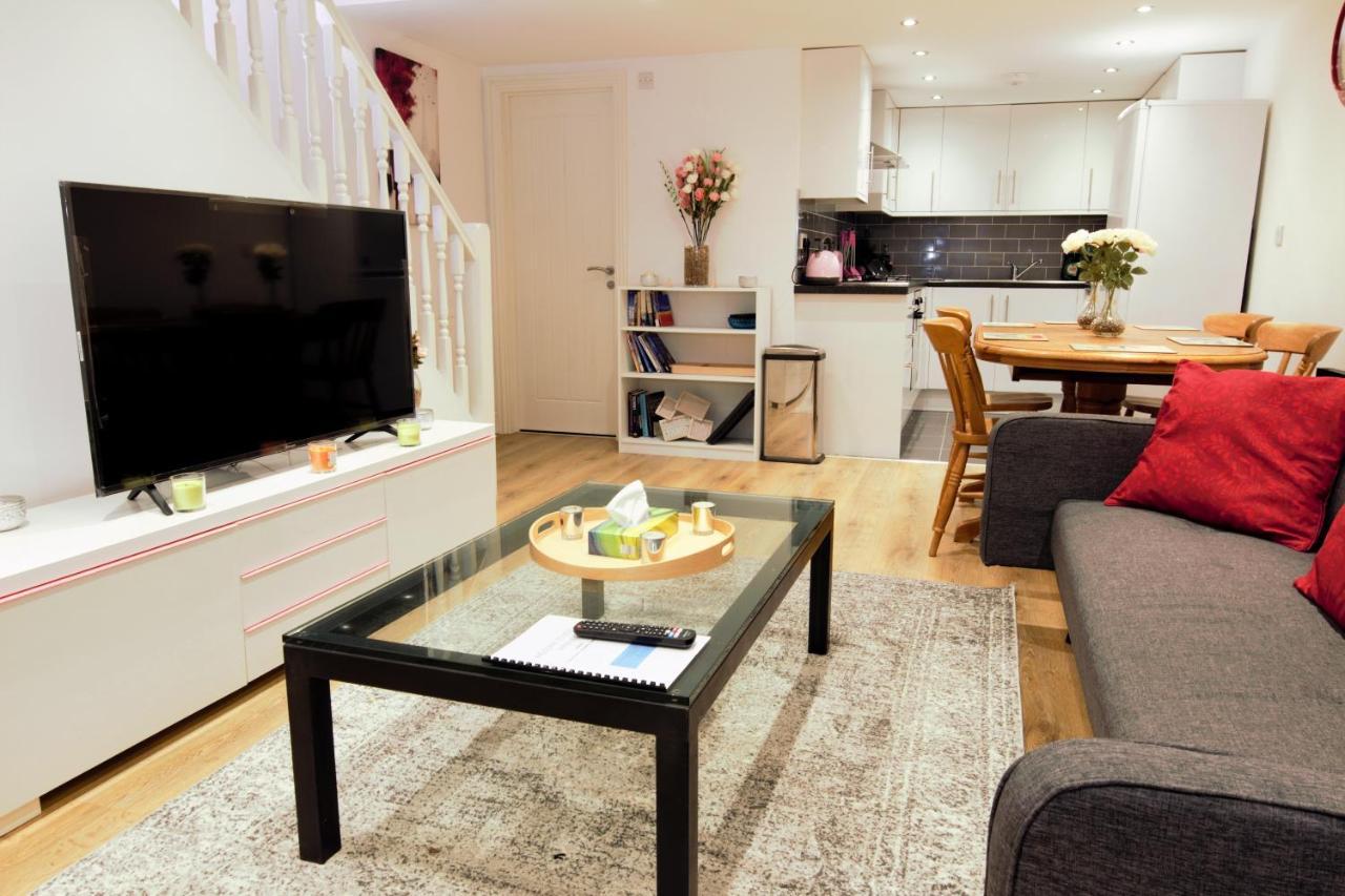 Stylish 2 Bedroom Apartment In The Heart Of Greenwich Λονδίνο Εξωτερικό φωτογραφία